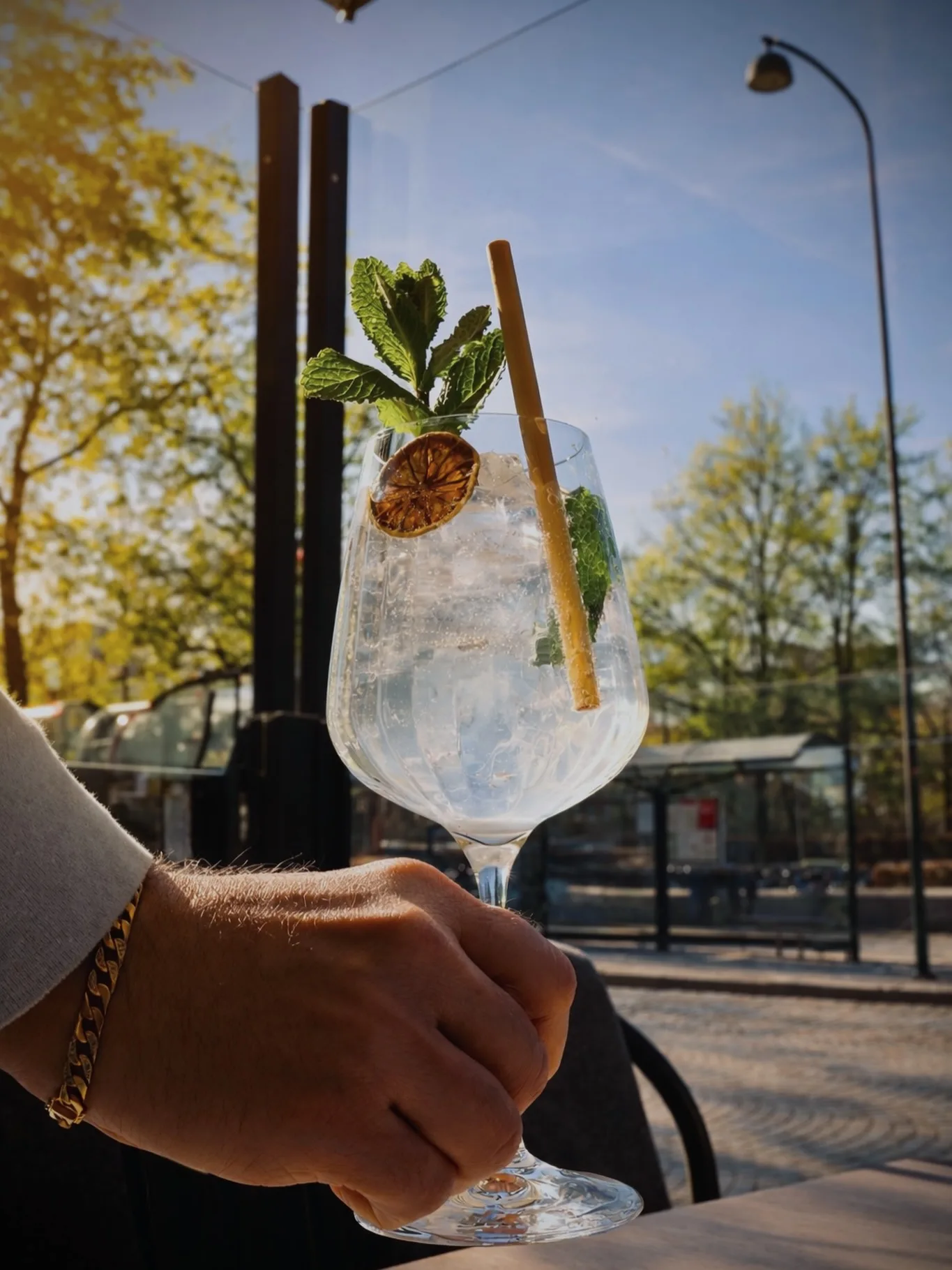 Cocktail på uteservering